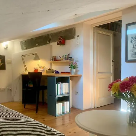 Casa Nel Verde Con Giardino E Posto Auto Holiday home *