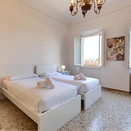 Santo Spirito 6 *