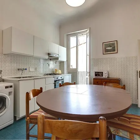 Santo Spirito 6 * Florence
