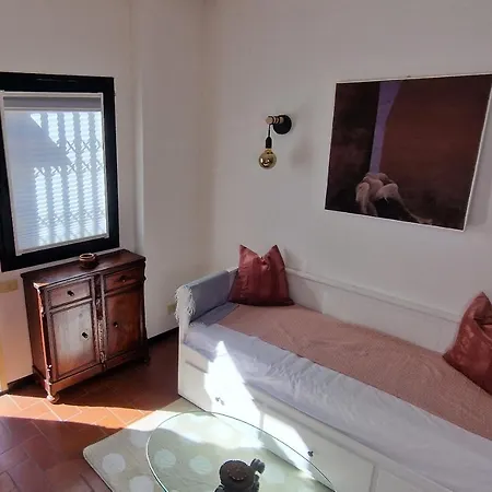 House Pierina Florence