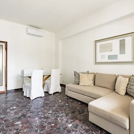 San Jacopino Roomy Flat With Balconies Apartment