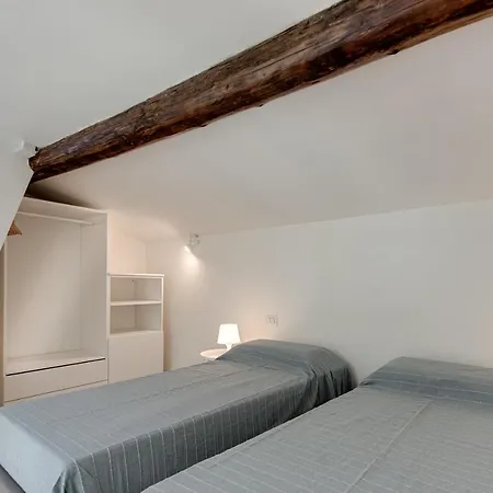 Palazzuolo Apartment *