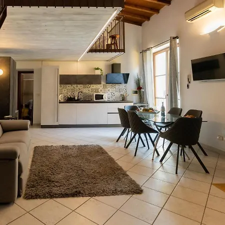 Via Ricasoli Apartamento