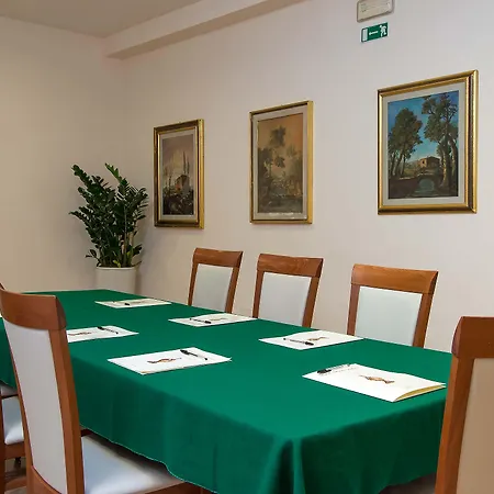 Atlantic Palace Florencia