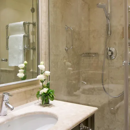Starhotels Tuscany מלון