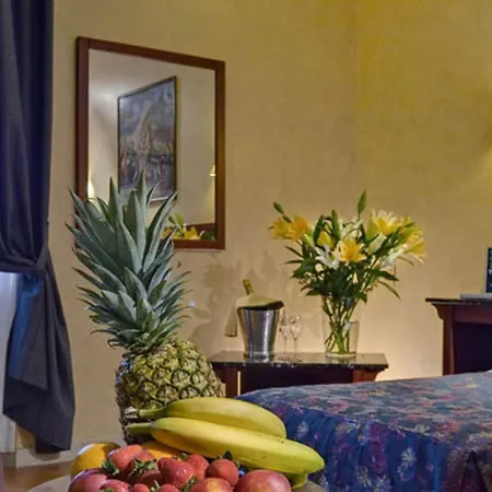 Corona D'italia 3* Florence