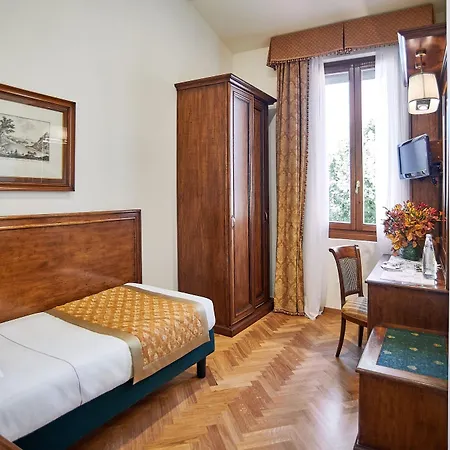 Adler Cavalieri Hotel-private & Gym 4* Florence