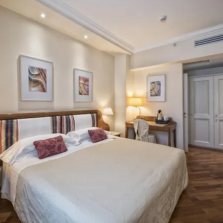 Laurus Al Duomo 4*
