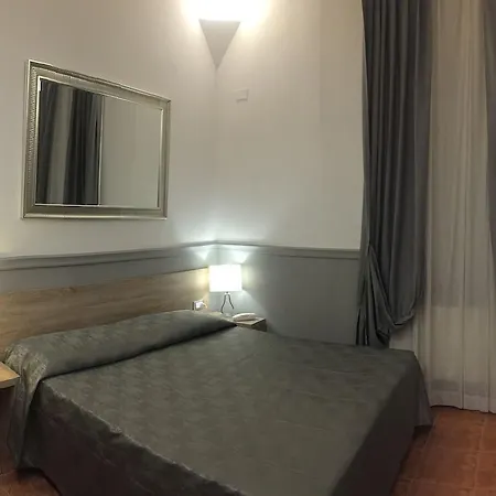 Alinari