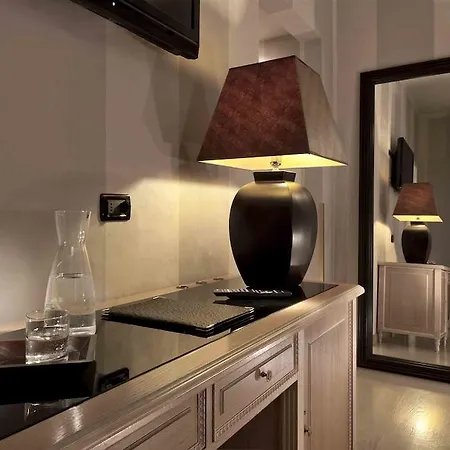 Hotel C-hotels Ambasciatori 4*
