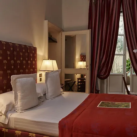 Hotel Casa Howard - Residenza D'epoca 3*