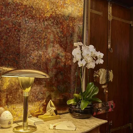 Casa Howard - Residenza D'epoca Hotel