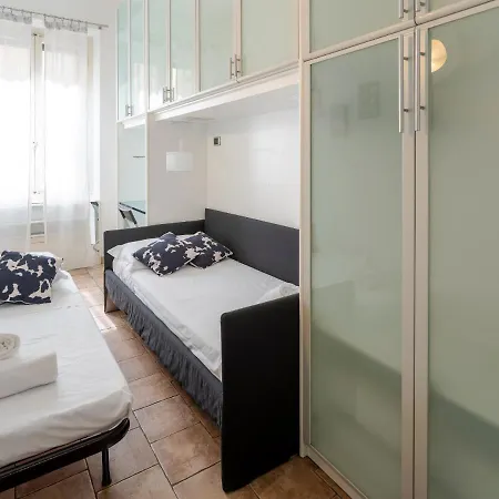 Stazione Smnart House Apartment *