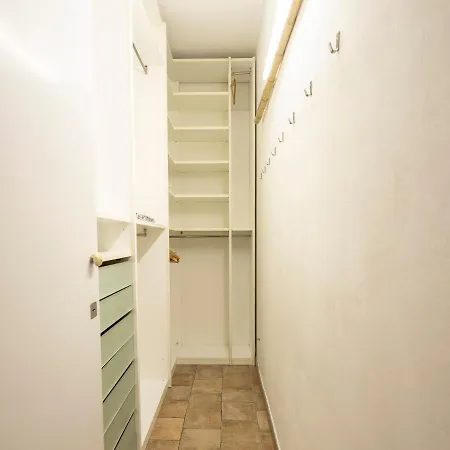 Stazione Smnart House Apartment