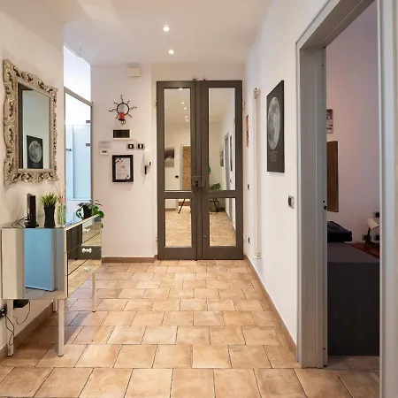 Stazione Smnart House Florence