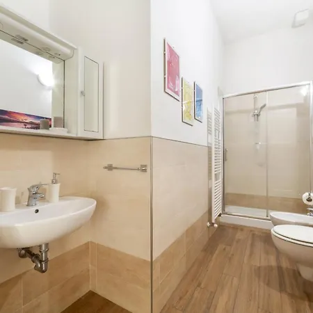 Stil Novo Flat Easy-walking From Station Apartment Florence