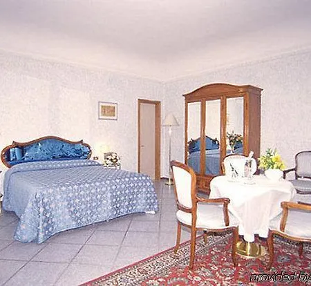 Goldoni 3*
