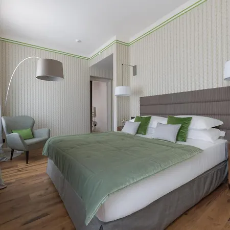 Apartment Palazzo Signoria Luxury 10- Giuditta *