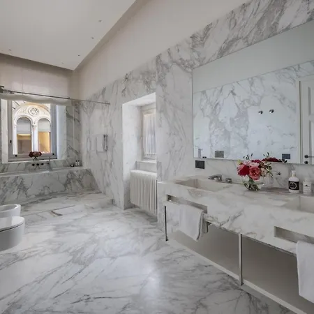 Palazzo Signoria Luxury 5 - Nettuno Apartment *