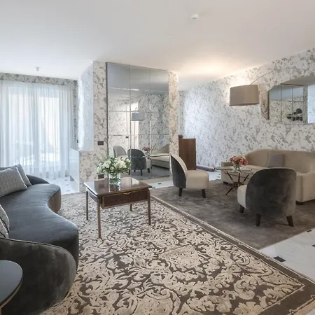 Apartment Palazzo Signoria Luxury 5 - Nettuno Florence