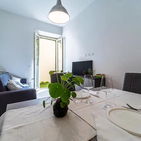 Studio 2_city Centre Apartment *