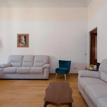 Ghibellina Elegant With 4 Bedrooms Apartamento *