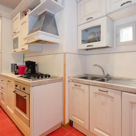 Apartment Ghibellina Elegant With 4 Bedrooms Florence