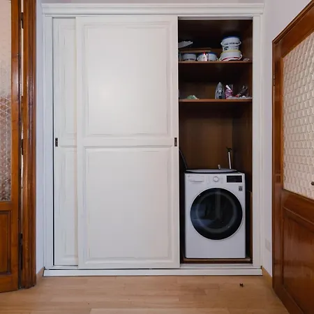 Apartment Ghibellina Elegant With 4 Bedrooms Florence