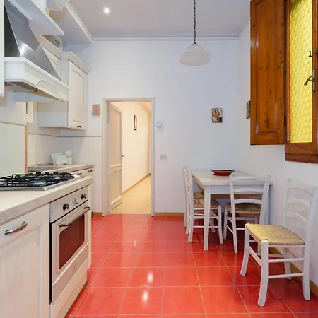 Apartment Ghibellina Elegant With 4 Bedrooms
