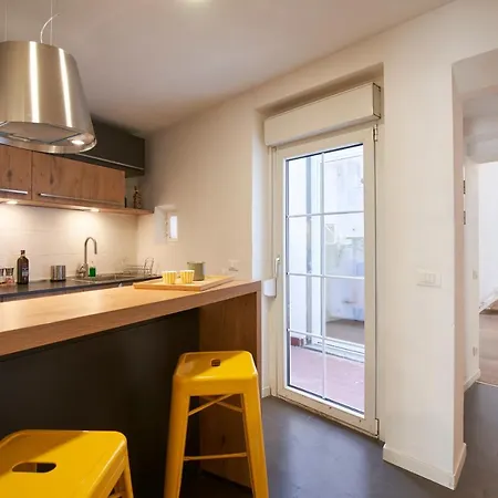 The Chianti Rooster Flat Apartment