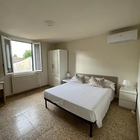 Apartment Dalla Mirella Florence