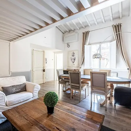 Apartment Ponte Vecchio Loft Ampio Ed Elegante