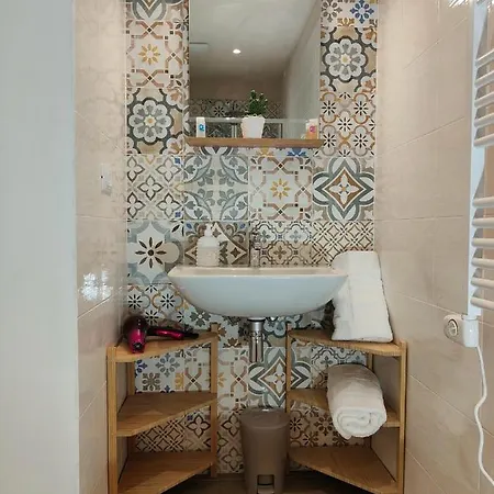 Apartment Discover Donatello - Vasco Florence
