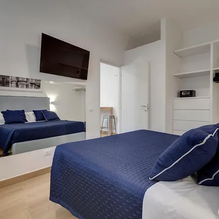 Apartment House G *