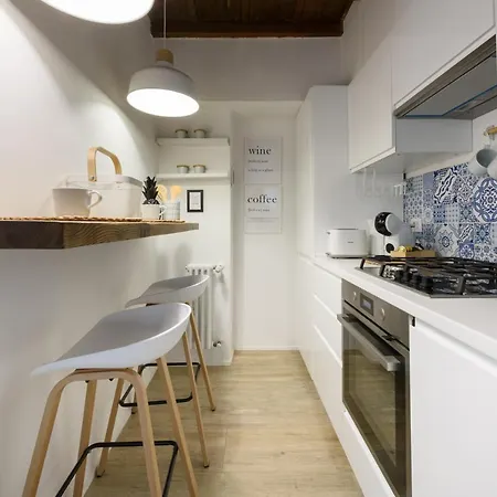 Madame Betta By Mmega Apartment
