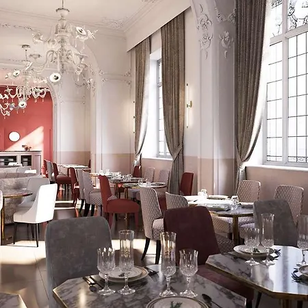 Anglo American Curio Collection By Hilton Hotel