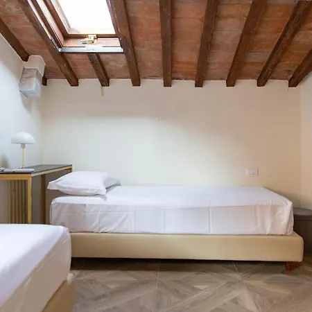 Large 2br Near Piazza San Marco Apartment *