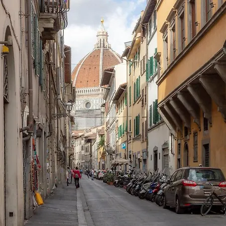La Perla Del Borgo * Florença