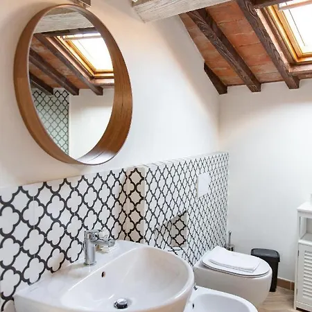 Large 2br Near Piazza San Marco Apartment *