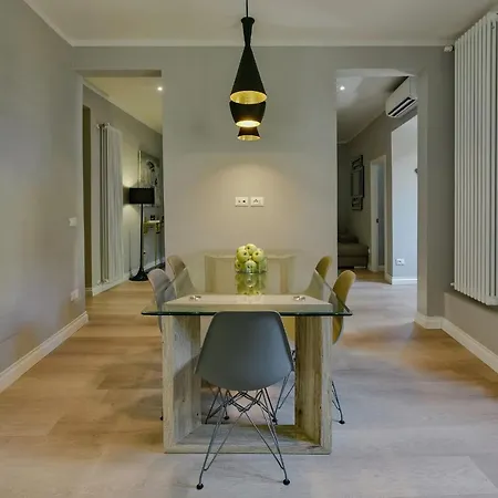 - Dello Sprone Apartment *