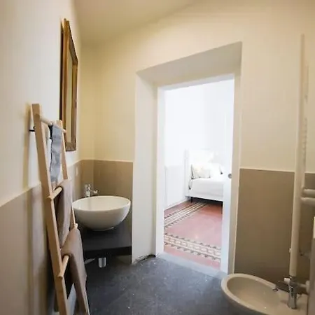 5 Min Duomo - Novella Boutique - Parcheggio Apartment *