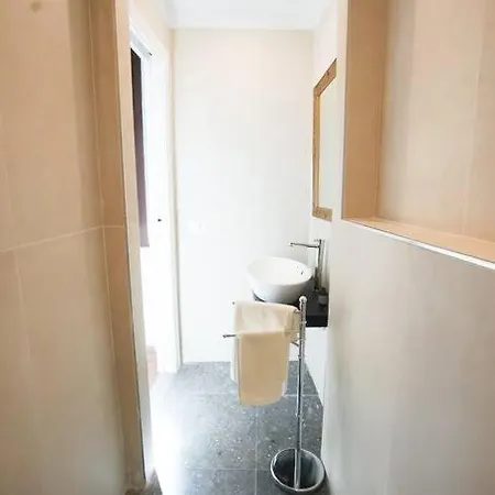5 Min Duomo - Novella Boutique - Parcheggio Apartment Florence