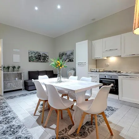 Proconsolo 9d Apartment