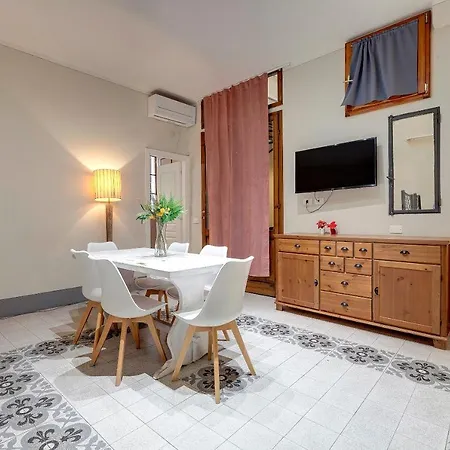 Apartment Proconsolo 9d *