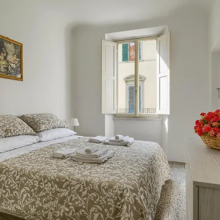 Apartment Nel Cuore Di + Wifi+aria Condizionata +netflix