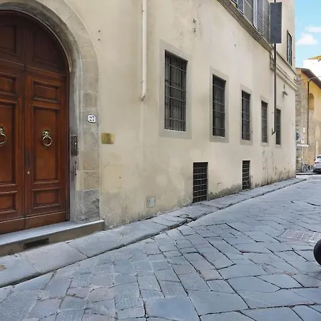 Palazzo Borghese 2 Bedroom *