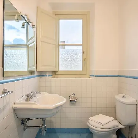 Apartment Palazzo Borghese 2 Bedroom *