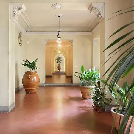 Appartamento Palazzo Borghese 2 Bedroom