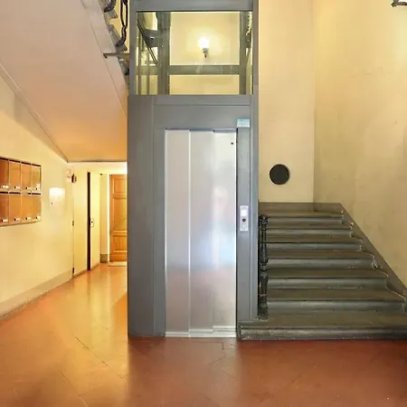 Appartamento Palazzo Borghese 2 Bedroom Firenze