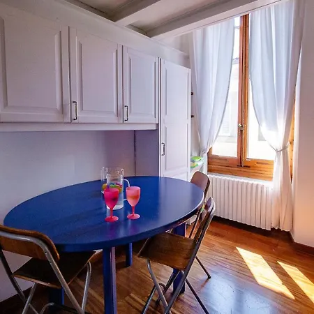 Apartment Acacia -tulipano